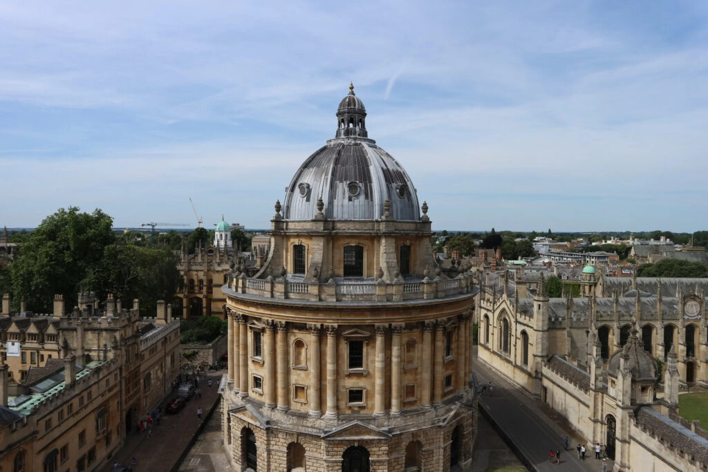 University of Oxford is one of the prestigious institutions that gives fully-funded scholarships for International Students